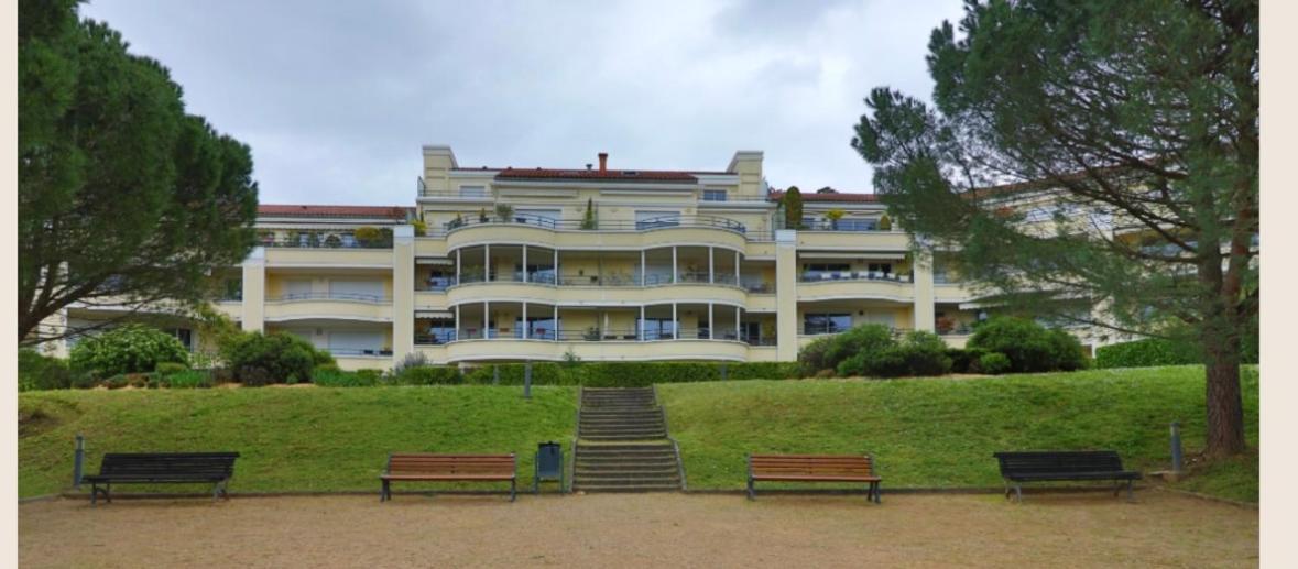Appartement Entierement Equipe Шарбоньер-ле-Бен Экстерьер фото