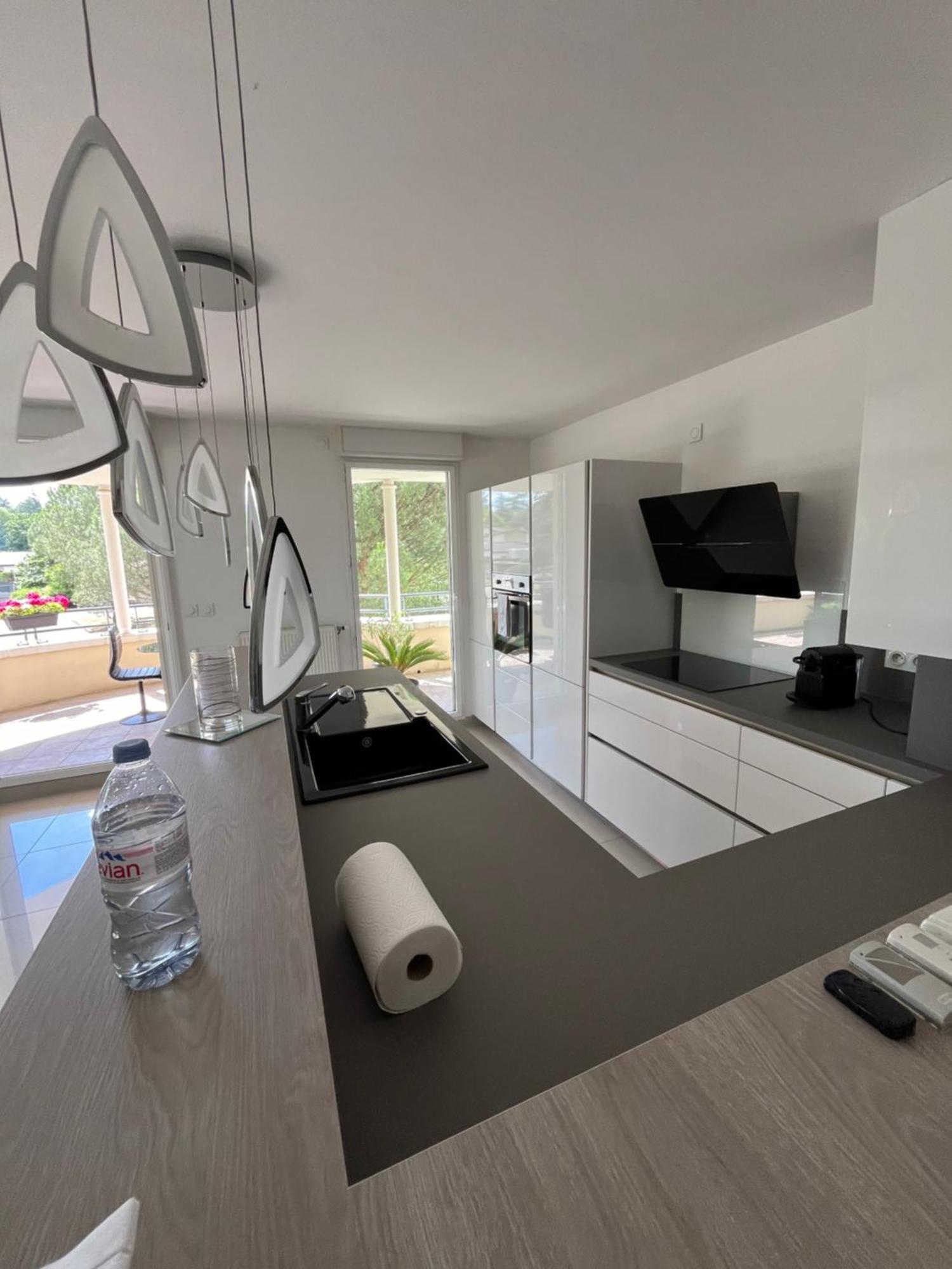 Appartement Entierement Equipe Шарбоньер-ле-Бен Экстерьер фото